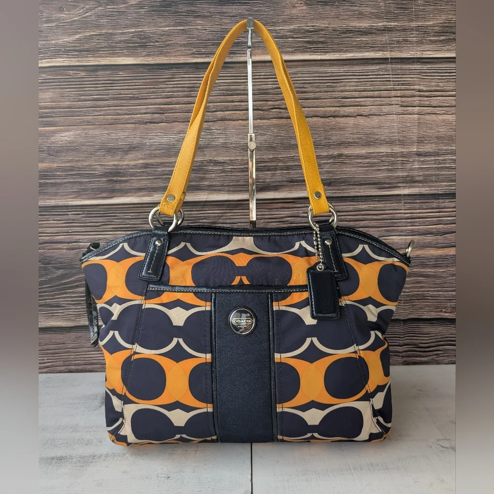 🌹Coach D 24541 Black and Orange Graphic Shoulder Bag - Picture 5 of 12